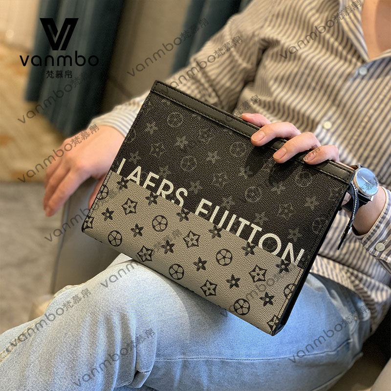 Men's handbags 2022 New dermis Handbags Leisure bag Chains Hands Grab Bag Men's Bag Luxury Brands