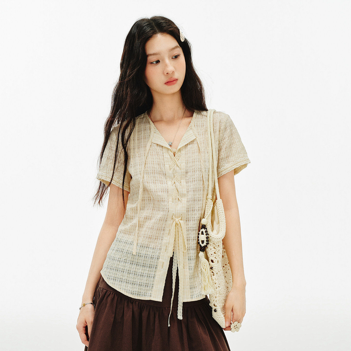 Lsland Korean plaid lace up short sleeved shirt for women in summer with a relaxed cardigan top and a sense of atmosphere