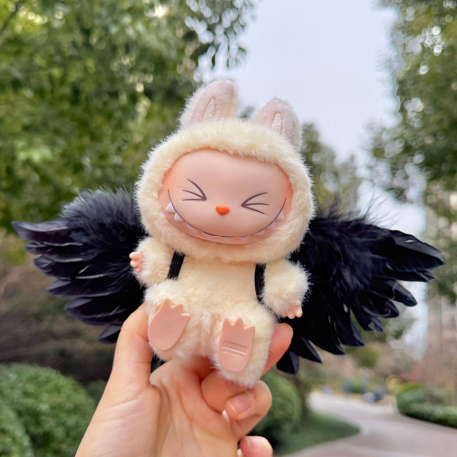 Labubu Clothes – Angel Feather Big Wings Outfits | nekolulu