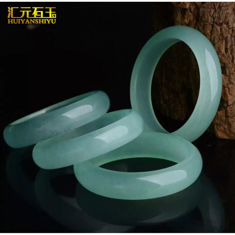 Emerald bracelet jade jade jade jade jade jade natural glutinous seed ring light green woman new jade bracelet quartz rock sold