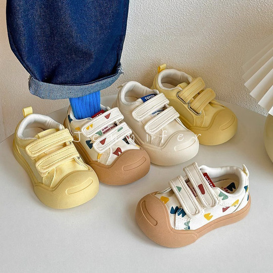 幼儿园室内鞋女孩春秋款软底韩版小女童宝宝板鞋男儿童面包帆布鞋