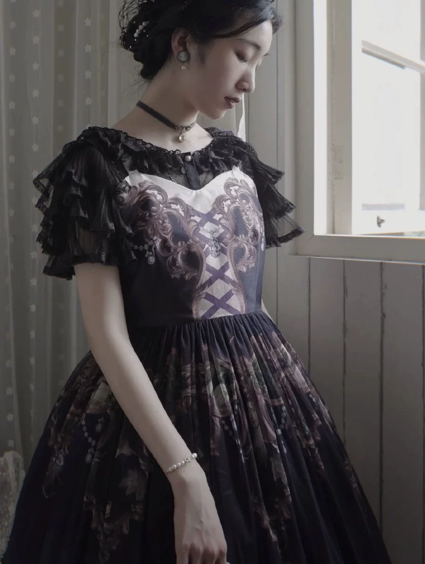 Летняя кружевная рубашка в стиле Lolita