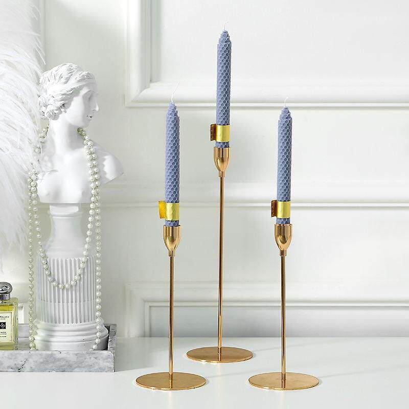Nordic Light Lavish Minimalist Candleholder swing piece Creative Living Room Table Candle Light Dinner Metal Fine Rod Wax Candle Holder