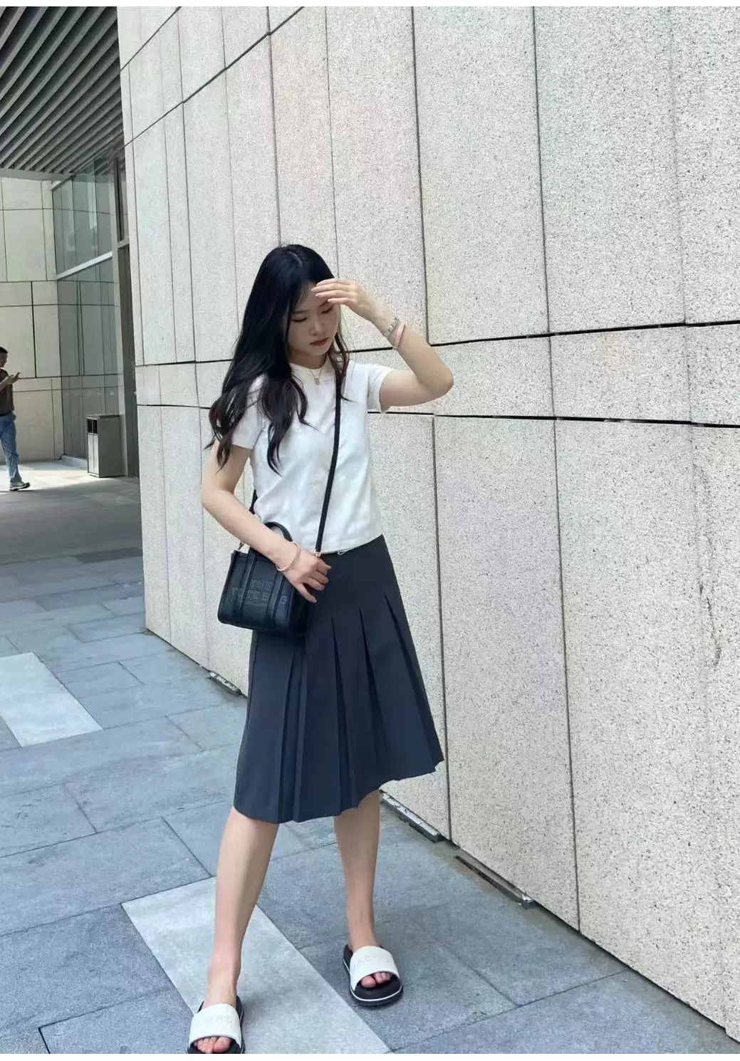 小型皮革时尚购物袋带字母单肩包包带