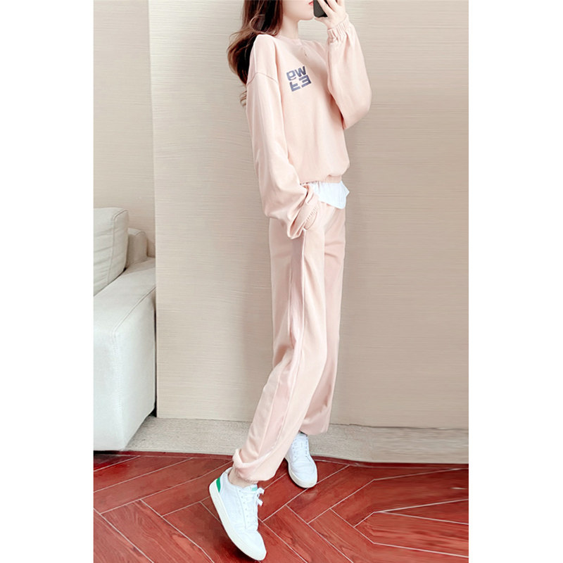 XHGE's soft spring suit is a fashionable classic and unpicking American leisure model