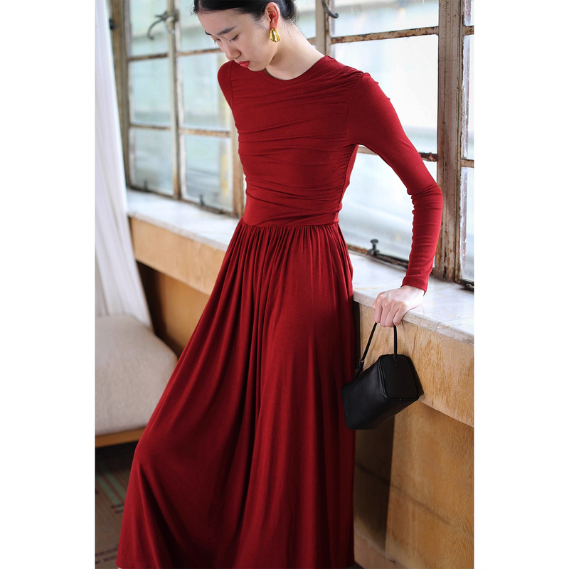 Autumn 2026 New French-Style Wool Red Elegant Slimming Long Knit Dress with a High-End Feel Autumn 2026 New French-Style Wool Red Elegant Slimming Long Knit Dress with a High-End Feel
