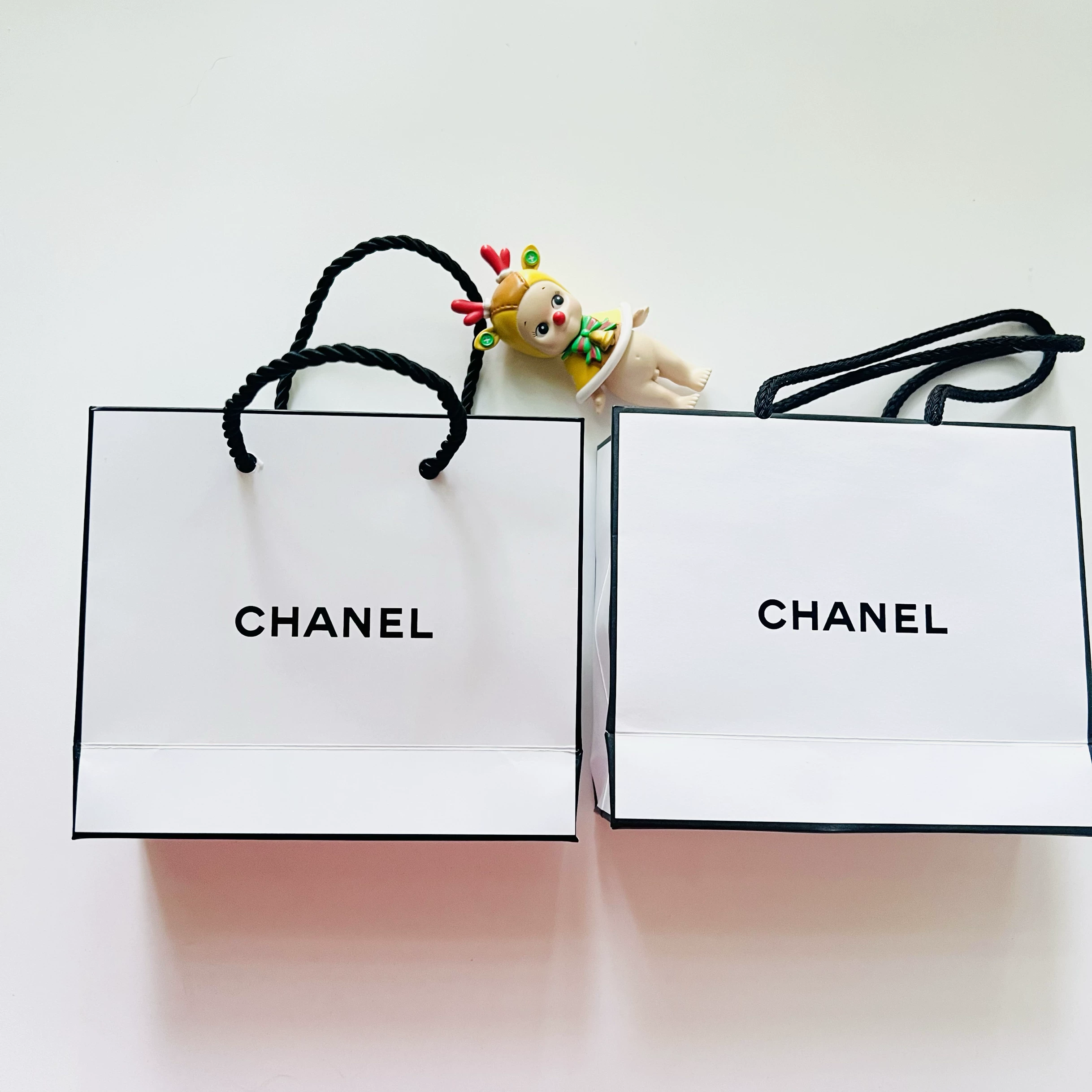 2 штуки пакетов Chanel Paper Paper для покупок, лабораторная косметика, подарочные сумки, счёт Genuine