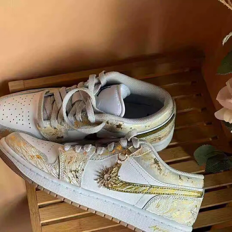 2026 Hot-Selling Unisex Shoes Apollo Sneakers Year of the Horse Limited Edition Black and White Panda Casual Low-Top Sneakers