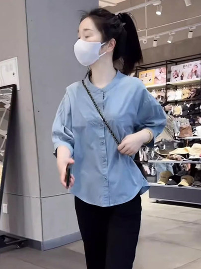 洋气减龄中袖衬衫女2025夏季爆款宽松简约休闲显瘦百搭翻领上衣服