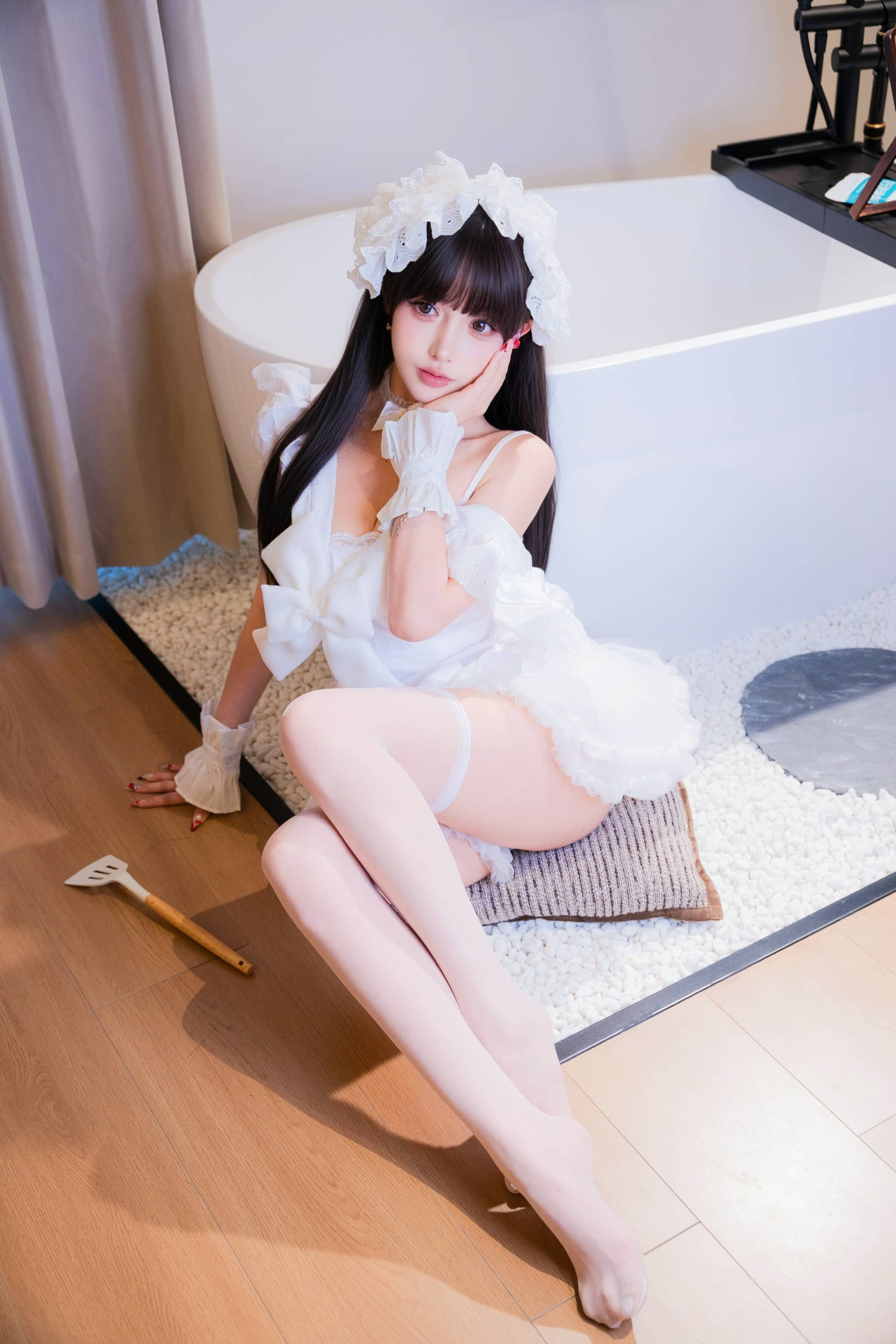 过期米线线喵 厨娘女仆