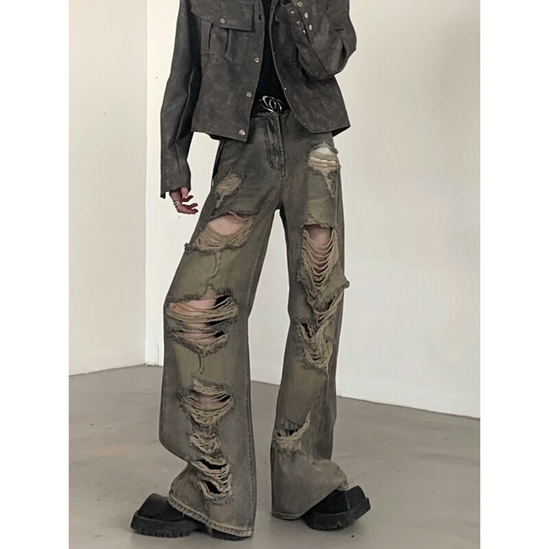 Autumn Mountain Style/Post-Apocalyptic Vintage Washed High Street Distressed Wide-Leg Jeans for Men with Unique Design and Distressed Look Autumn Mountain Style/Post-Apocalyptic Vintage Washed High Street Distressed Wide-Leg Jeans for Men with Unique Design and Distressed Look