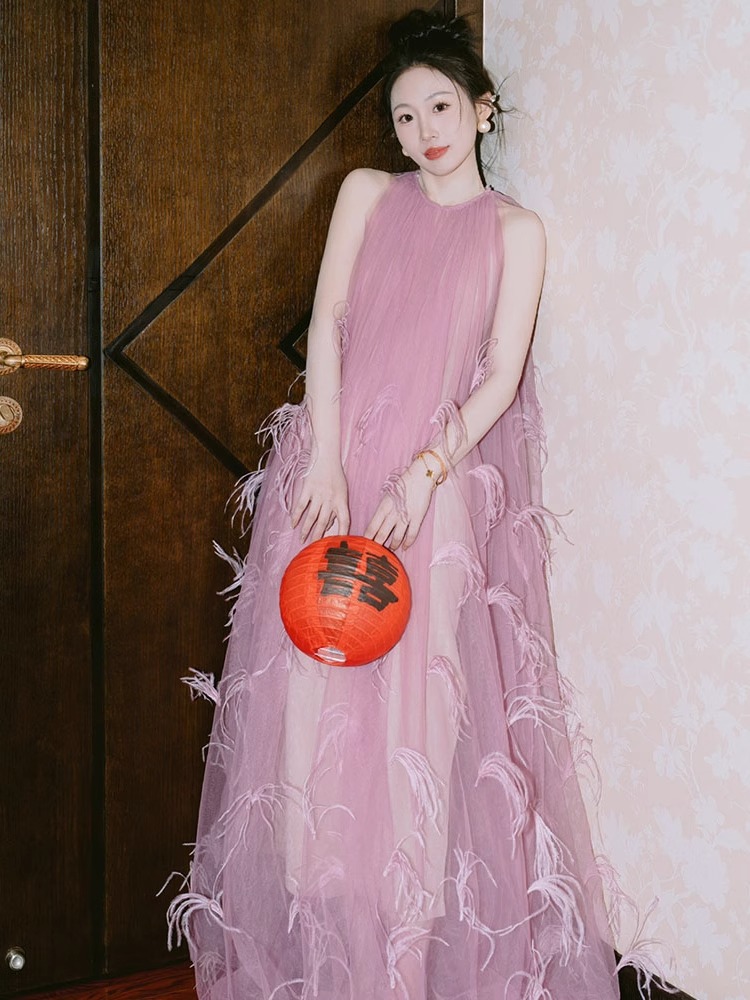 Evening dress for bride, shiffon fuchsia wedding dress, Chinese style, 2023 collection
