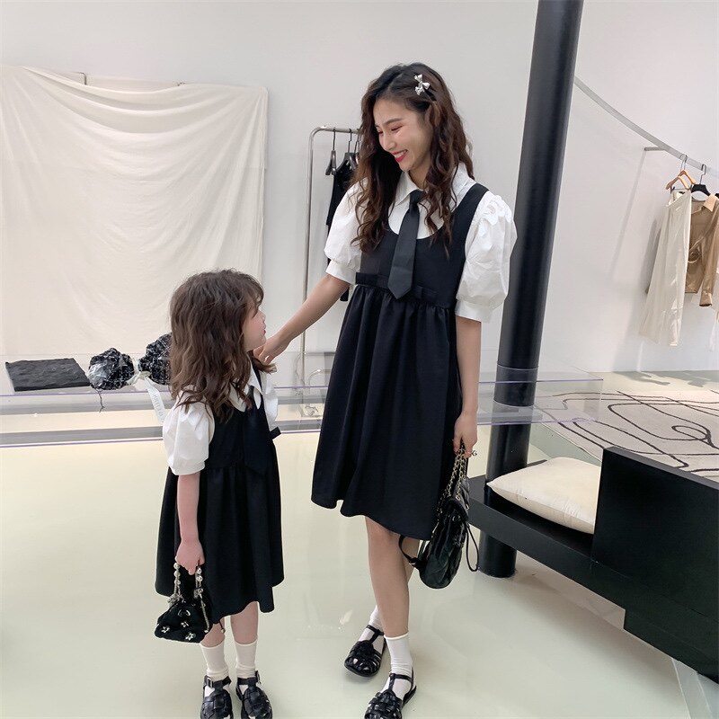 Grape parent-child female dress Xia 2022 new girl personality suit to lead fake two Korean versions of the foreign dress