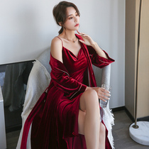 Golden velvet long robe Womens autumn and winter sexy suspenders two-piece bathrobe spring and autumn Bride wedding gown
