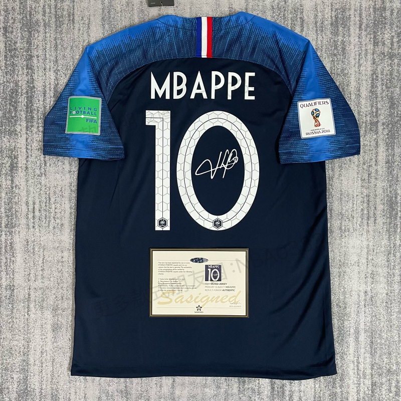 2018 French Team No. 10 Mbappe Signed Jersey Final Commemorative Edition Short-Sleeved Football Uniform Is Sweat-Absorbent, Breathable and Quick-Drying 2018 French Team No. 10 Mbappe Signed Jersey Final Commemorative Edition Short-Sleeved Football Uniform Is Sweat-Absorbent, Breathable and Quick-Drying