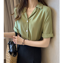 Snowspun Shirt Woman Summer Design Sensation Small Crowd Light Cooked Short Sleeve Foreign Air Green Shirt Temperament With Pituality V Collar Blouse
