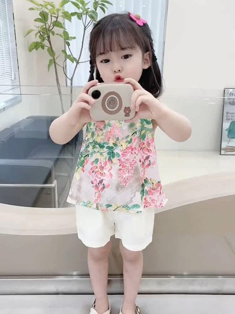 Girls' new summer floral floral sleeveless top shorts suit children's clothing baby sweet fashion western style two-piece set trendy