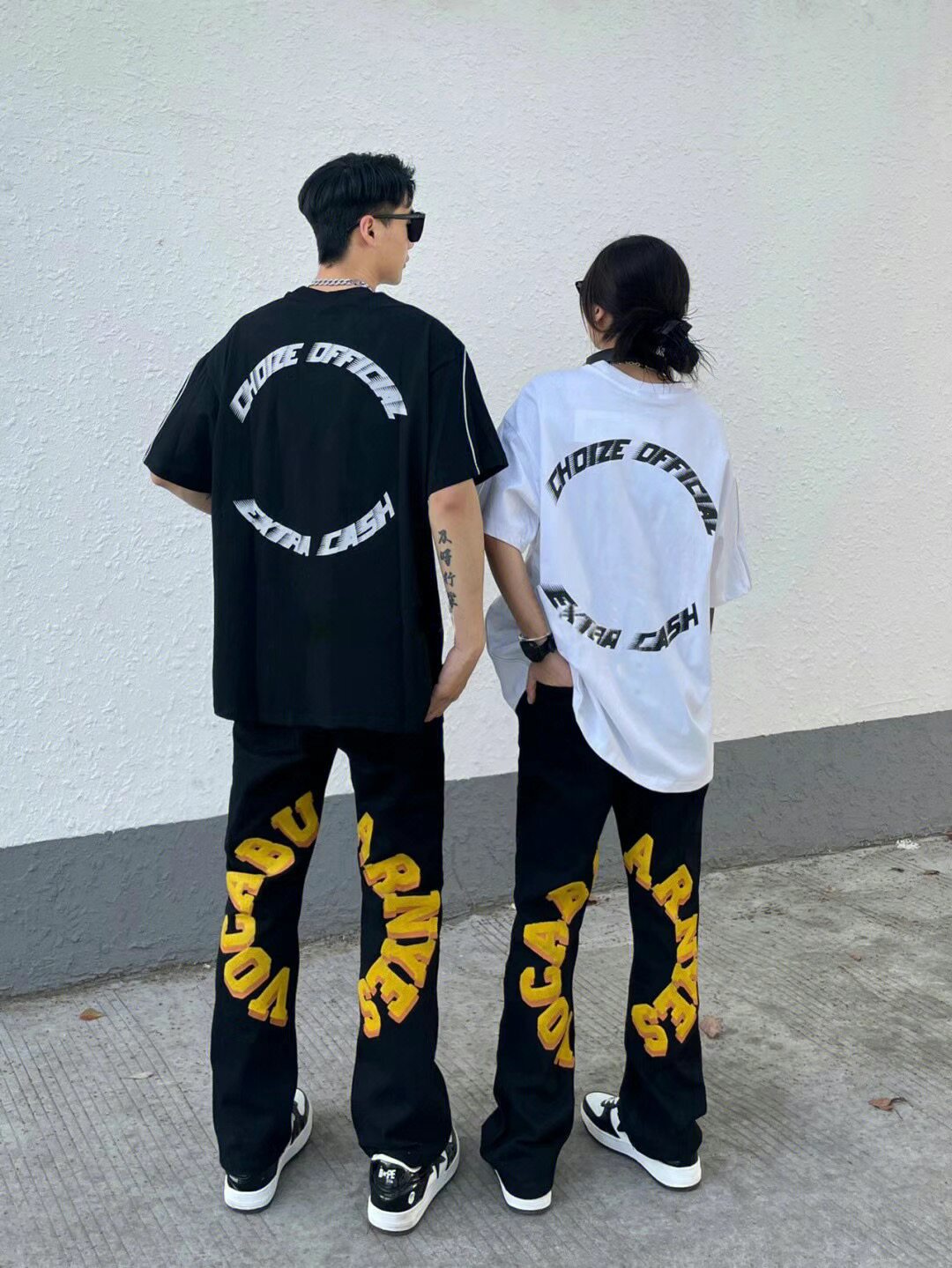 美式复古植绒刺绣牛仔裤男设计感小众高街vibe风宽松直筒情侣长裤详情5