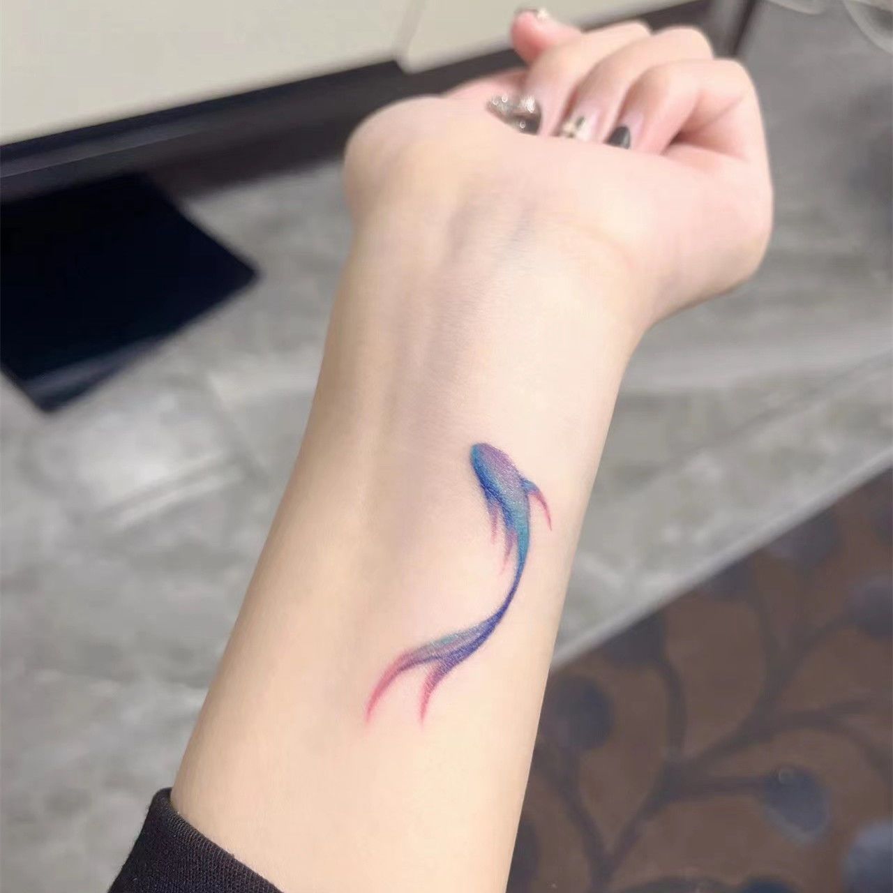 Tattoo sticker waterproof men and women lasting simulation of body sexy collarbone blue brocade carp stickers with wind-Taobao