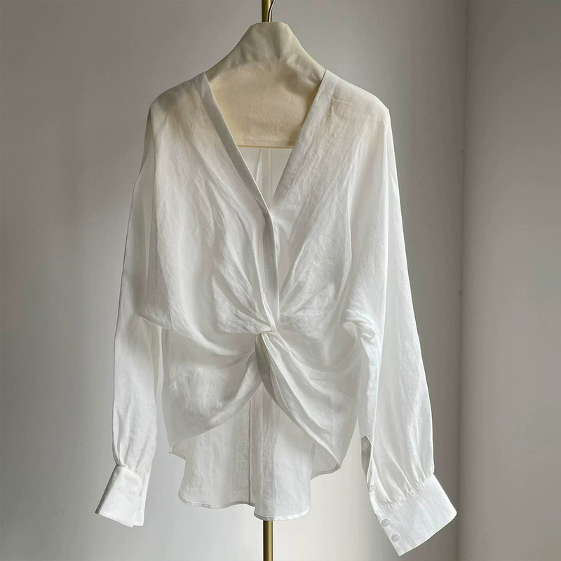 Chao Is a Stylish Choice! White V-Neck Twisted Ramie Sun-Protective Shirt for Women, Loose and Irregular, Perfect for Summer Layering Chao Is a Stylish Choice! White V-Neck Twisted Ramie Sun-Protective Shirt for Women, Loose and Irregular, Perfect for Summer Layering