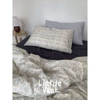 Frequently love the cotton retro printed four-piece set