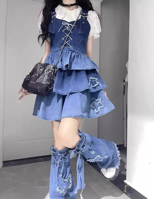 y2k skirt ສີຟ້າງາມ denim suspender dress ຂອງແມ່ຍິງພາກຮຽນ spring, ດູໃບໄມ້ລົ່ນແລະ summer cake fluffy skirt ສອງສິ້ນຊຸດ