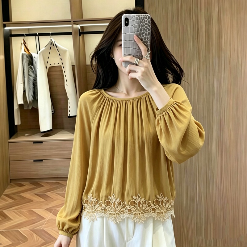 Lace-Trimmed Lantern Sleeve Shirt for Women, Super Stylish Yellow Blouse, 2026 New Early Autumn Round Neck Ruched Top