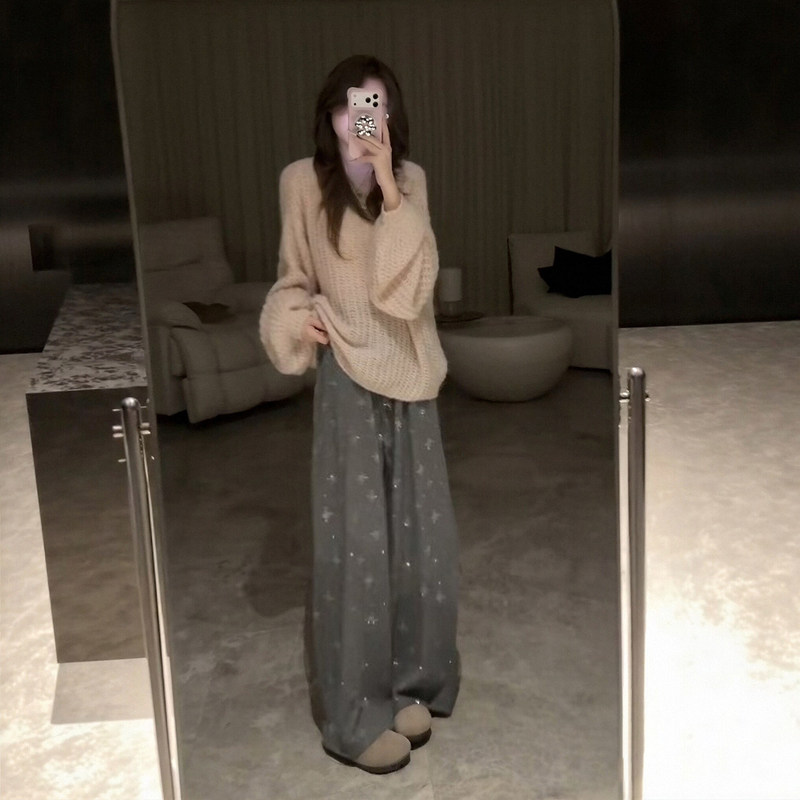 Autumn Outfit Set for Plus-Size Women: Loose Knit Sweater and Wide-Leg Pants, Korean Style, Relaxed and Lazy Suit for Women