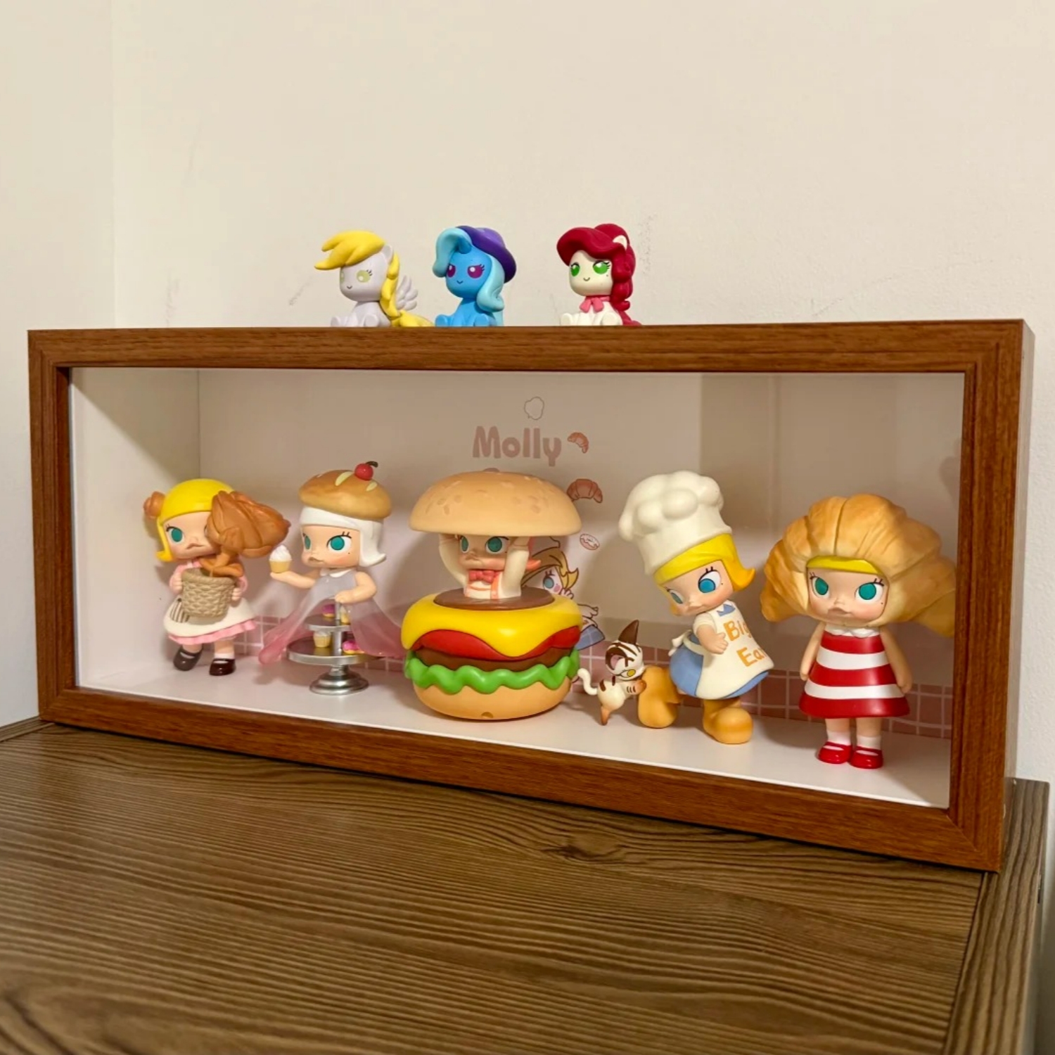 Bubble Mart molly bread head blind box display box hand-held storage box jasmine display frame dust-proof photo frame