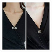 Clothing collar buckle needle chest front anti-walking light chest pin buckle v collar buckle clothes clip one-piece dress cashew waist deity