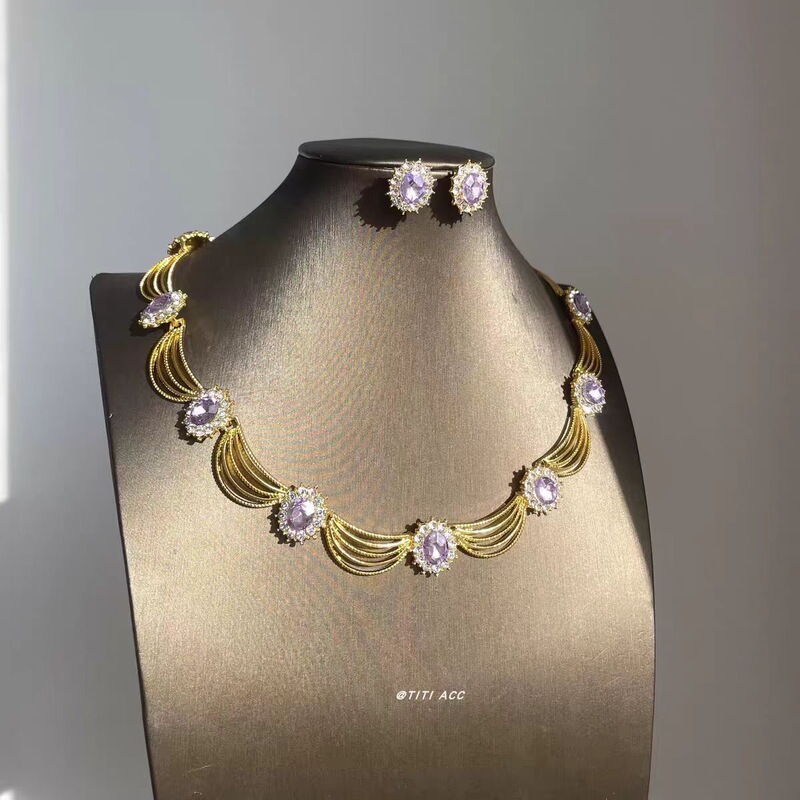 Retro Palace-Style Purple Flower Necklace and Earrings, Exquisite and Luxurious Clavicle Chain, Super Shiny and Atmospheric Neck Chain