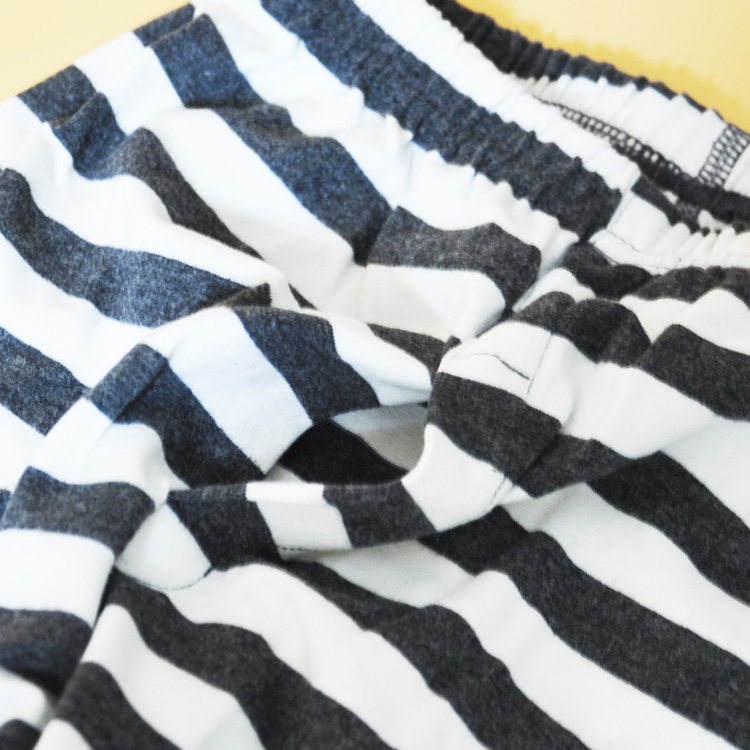 Bộ đồ lót trẻ em kiến ​​nhỏ bé trai mới Lycra cotton mùa thu quần trẻ em lớn cộng với bộ đồ ngủ cotton chất béo đồ bơi bé gái