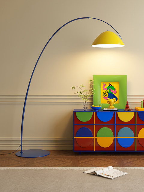 Memphis Floor Lamp Nordic High-End Atmosphere Lamp Fishing Lamp Living Room Sofa Side Bedroom Creative Retro Lamp