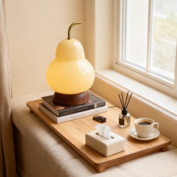 Cream-Style Pear Table Lamp, Bedroom Bedside Lamp, Creative and Unique Artistic Eye-Protection Decorative Lamp, Rechargeable Gourd-Shaped Master Bedroom Lamp
