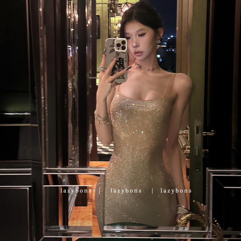 Strappy Dress for Women, Light Luxury, High-End Feel, Banquet Dress, Heavy Embellishment with Rhinestones, Sexy Backless, Waist-Cinching, Bodycon Fishtail Dress
