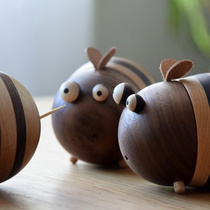 Walnut bee toothpick holder wooden living room restaurant hotel creative light luxury Nordic toothpick box decorative ornaments jar