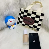 Маленькая черная сумка