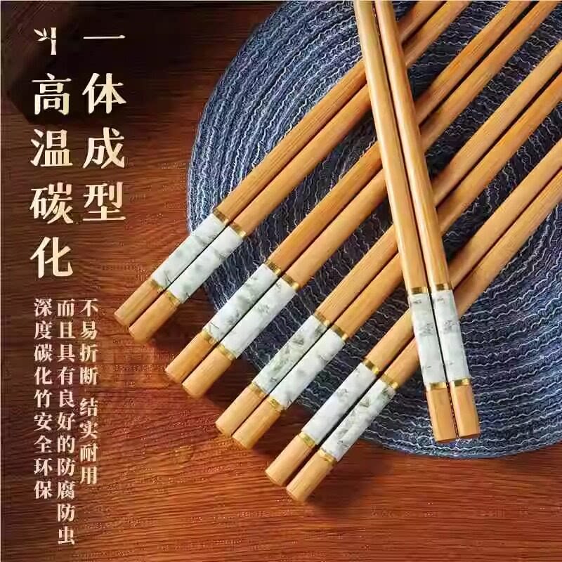 ตะเกียบไม้เนื้อแข็งสไตล์จีน กันลื่น ทำความสะอาดง่าย ตะเกียบไม้ธรรมชาติเพื่อสุขภาพ เครื่องใช้บนโต๊ะอาหารที่ใช้งานได้จริงสำหรับงานเลี้ยงครอบครัวและการรับประทานอาหารประจำวัน