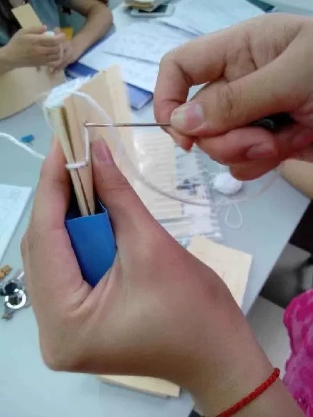 Kim đóng bìa hồ sơ, kim mắt to kế toán, kim chứng từ đóng đinh thủ công, giấy kiểm tra đóng sách kế toán kim khâu tay