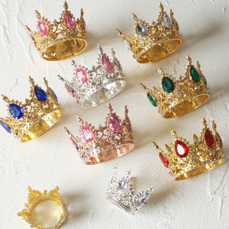 European and American Style Alloy Rhinestone Crown Cake Decoration Ornament Headpiece Adult Wedding Birthday Luxury Versatile Hair Crown European and American Style Alloy Rhinestone Crown Cake Decoration Ornament Headpiece Adult Wedding Birthday Luxury Versatile Hair Crown