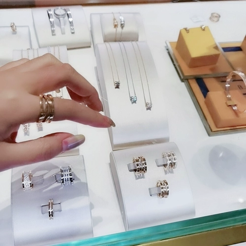 Bvlgari/Bulgari B.Zero1 Розовое золото Половое третье кольцо.