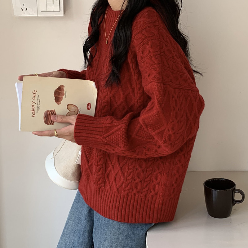 Chunyeatelier New Year Red Sweater for Women, Autumn and Winter Loose Retro Twist Lazy Pullover Knitwear
