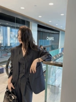 [Глубокий серо-Джек]