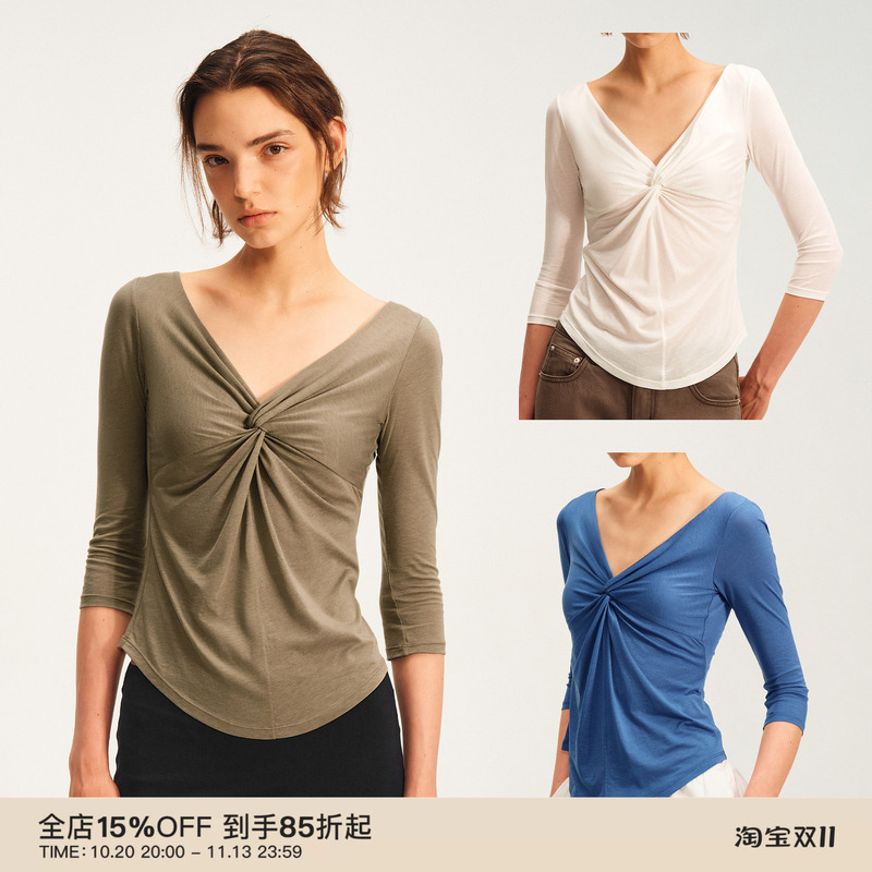 Puki 70% Lyocell V-Neck Twisted Three-Quarter Sleeve Top with Curved Hem, Loose Fit, Slimming T-Shirt