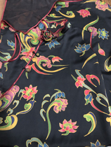 Qingyao Yifang Xiangyun gauze old material Hei Xiangyun improved sleeveless cheongsam bust 10298 length 133