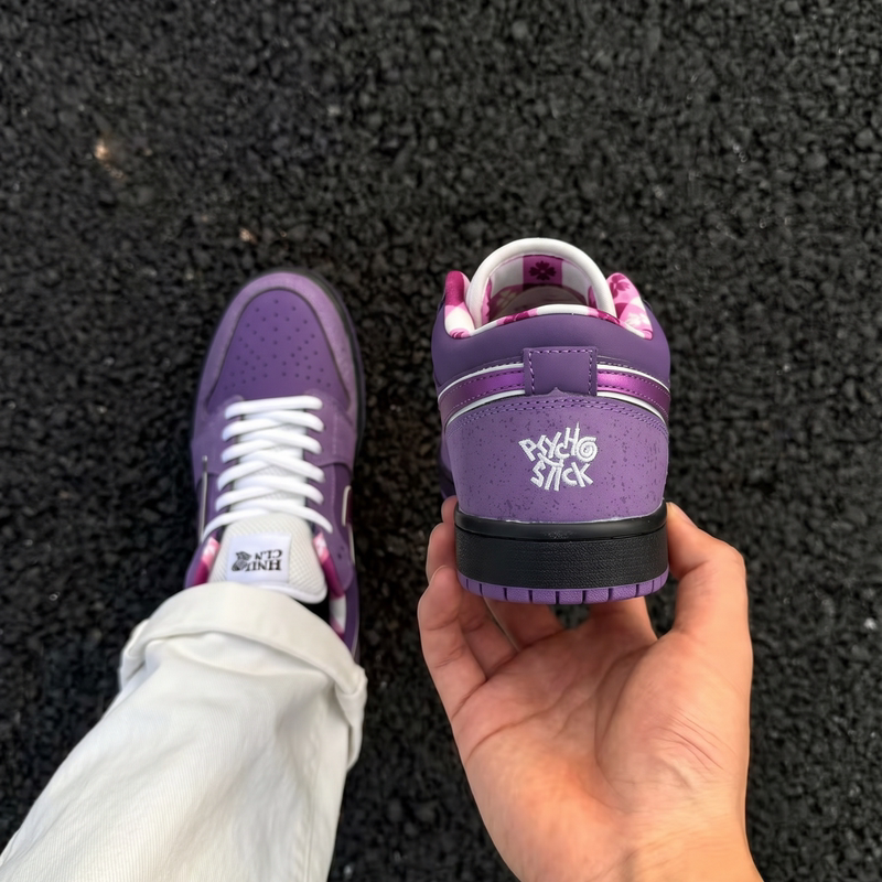 Collaboration with Purple Lobster Visecoo Concepts: Unisex Low-Top Sneakers in Purple and Black with Unique Color-Blocking Design, Casual Sports Shoes Collaboration with Purple Lobster Visecoo Concepts: Unisex Low-Top Sneakers in Purple and Black with Unique Color-Blocking Design, Casual Sports Shoes
