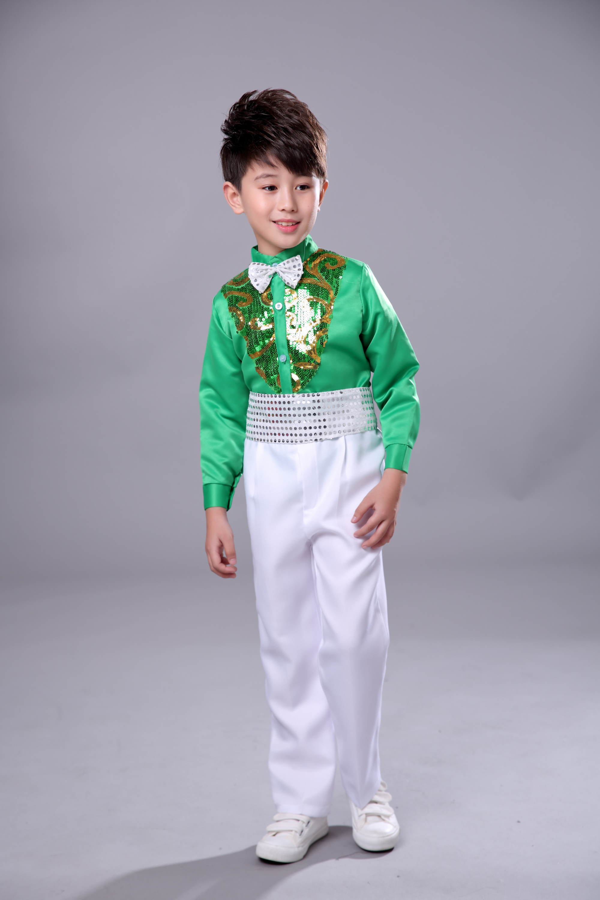 Quần áo trường tiểu học quần áo trẻ em mẫu giáo khiêu vũ tập thể Trang phục Chunxiao nam nữ đọc thơ trang phục động vật biển cho bé yêu