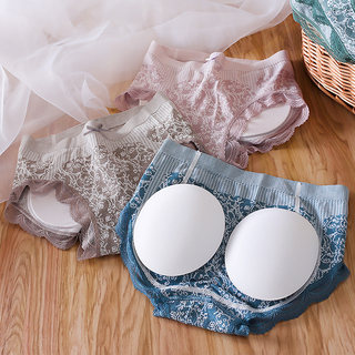 Fake butt padded hip-lifting briefs