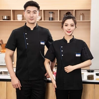 Одиночный топ с черными шортами