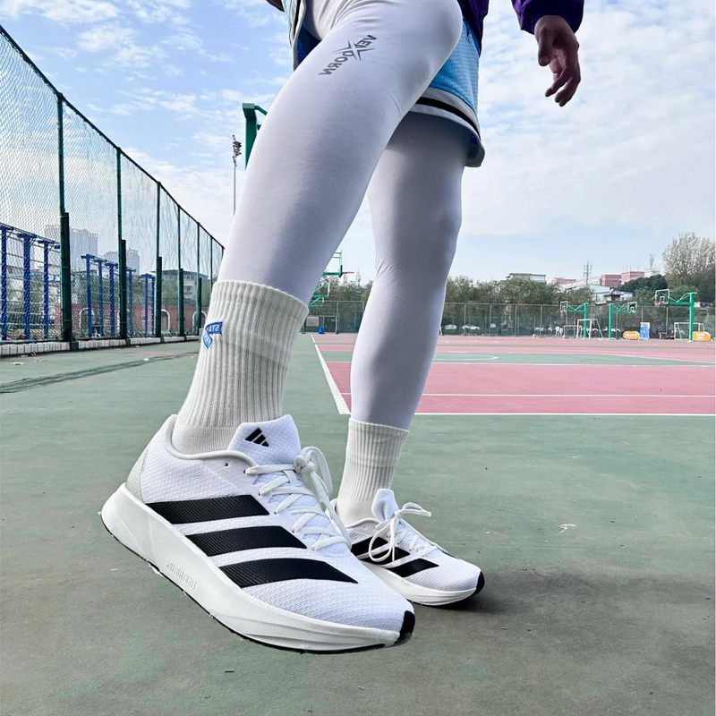 Adidas Duramo Versatile, Comfortable, Lightweight Low-Top Running Shoes, Unisex, White and Black Js4428